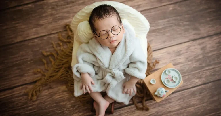 Newborn Scrunch